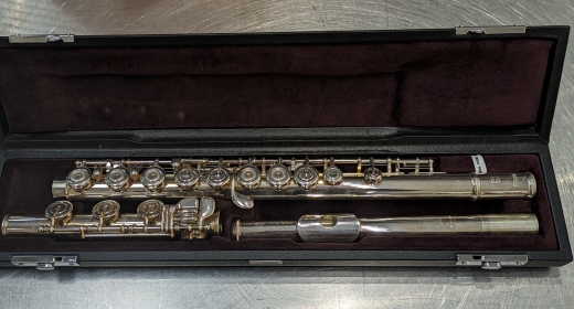 Store Special Product - Yamaha Intermediate Flute